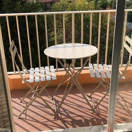 Escale Sous Les Palmiers, 2p Renove, Parking Menton